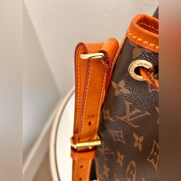 SOLD‼️‼️‼️Oldie but goodie LV - Picture 7 of 8